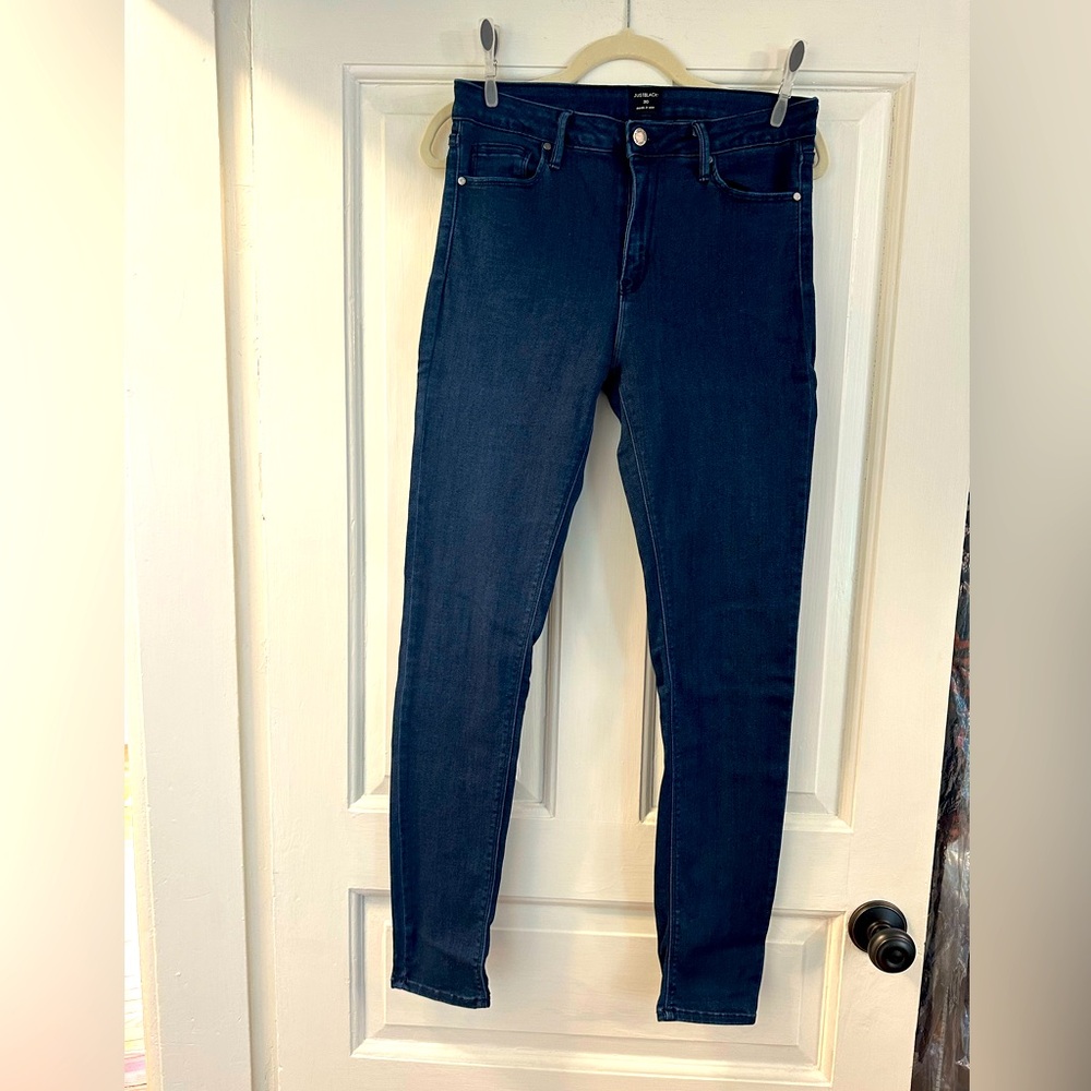 Just Black Grace super skinny jean in Indigo.  Size 30.  Lightly worn.